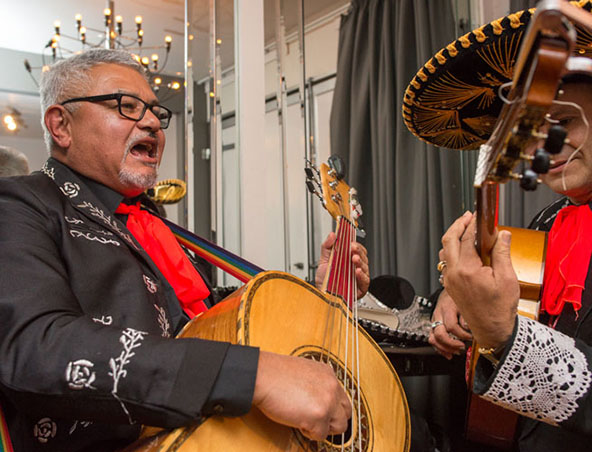 Mariachi Band Melbourne - Roving Mariachi Singers - Mexican Entertainers